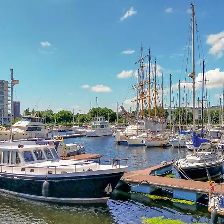 公寓 Cozy In With Wifi